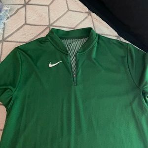 women’s nike polo